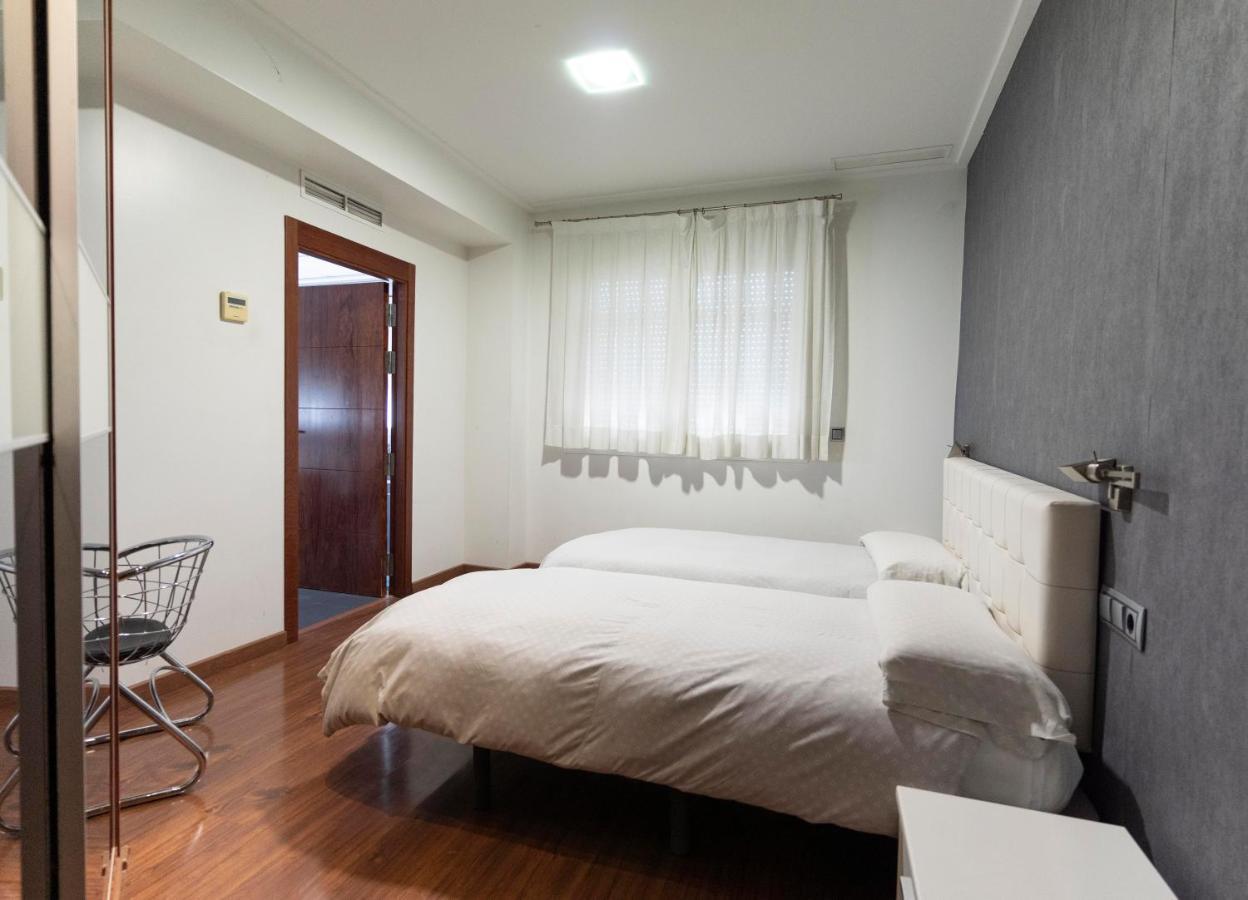 Hotel Lluna アルジーラ エクステリア 写真